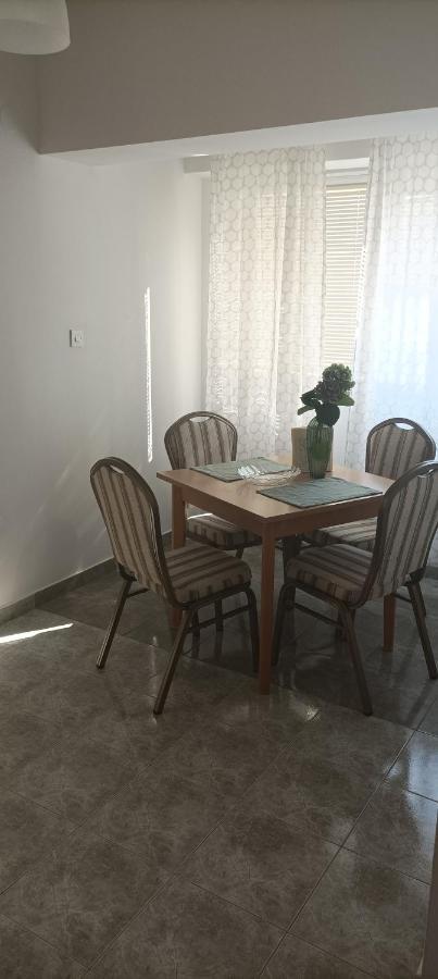 Feel Good Apartment Banjol ภายนอก รูปภาพ